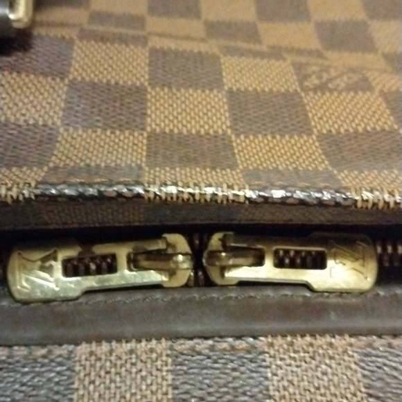 💕LV Damier Ebene Chelsea - Picture 6 of 9